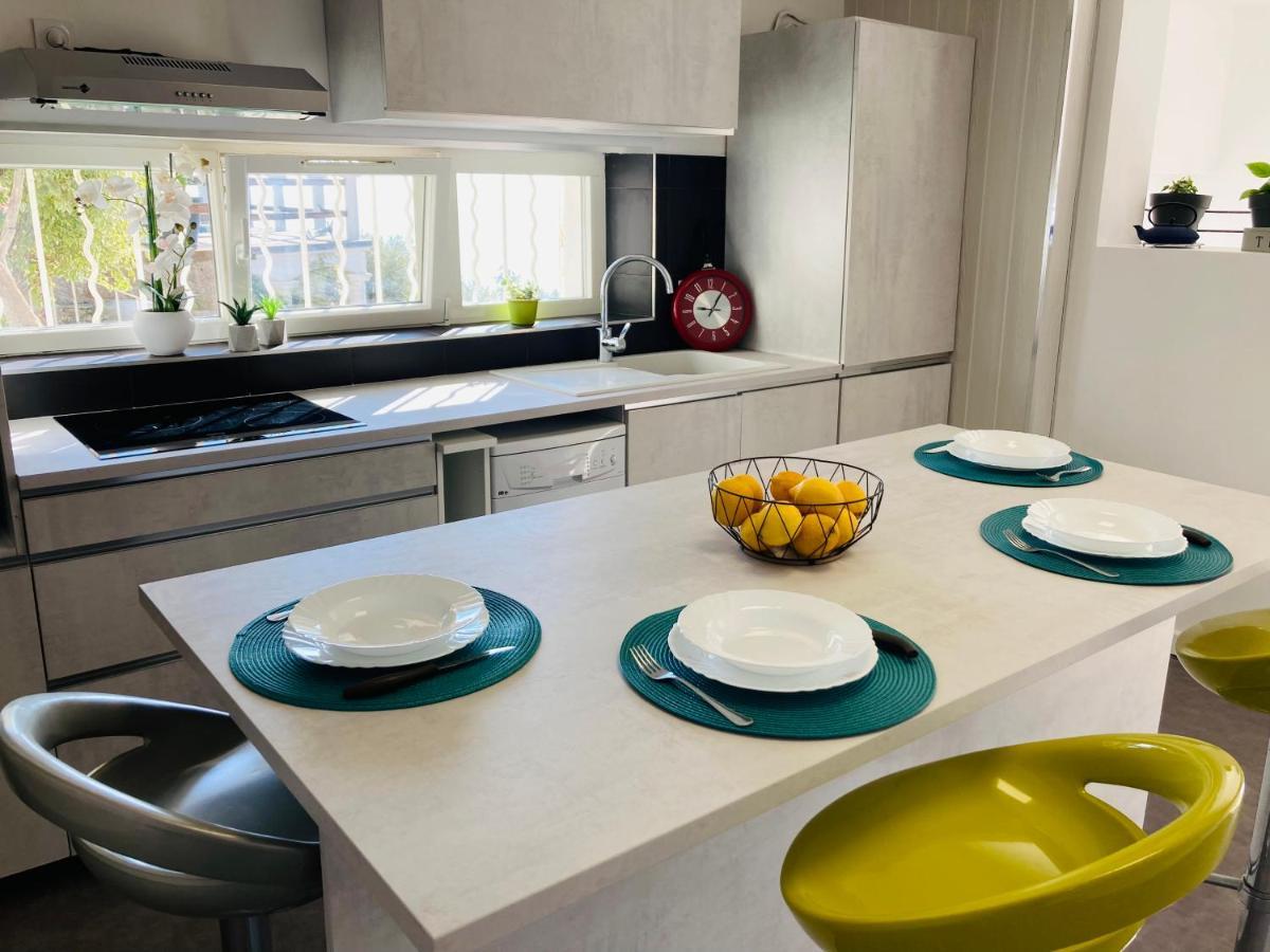 Maison Mediterraneo - Rez De Villa, Vue Imprenable Sur La Mer 皮特讷阿 外观 照片